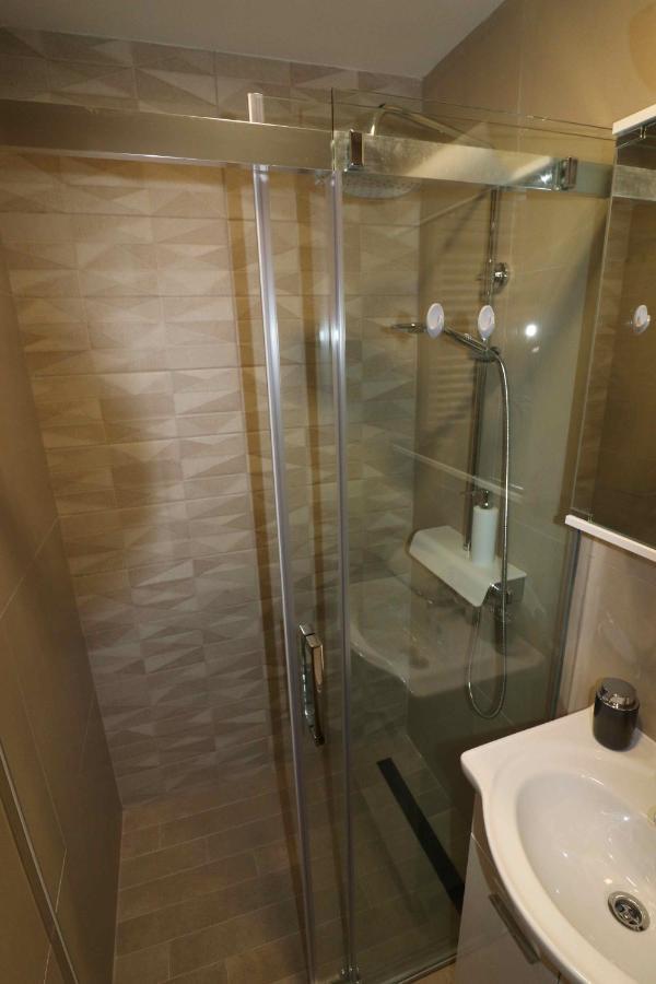 Forum Apartmani I Sobe Donji Miholjac Buitenkant foto